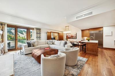 St. Regis Residence 4 Bedroom