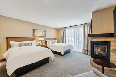 Snow Park Queen Room