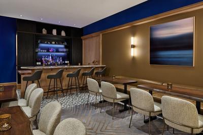Astor Bar