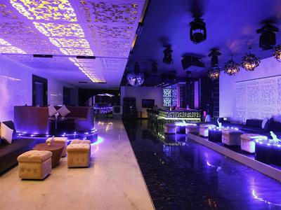 Bar Lounge