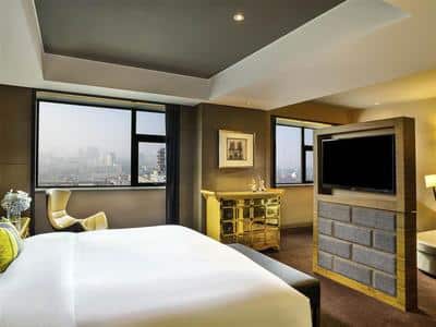 Luxury Room Club Access
