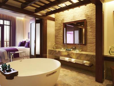 Prestige Suite