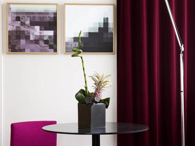 Guest room