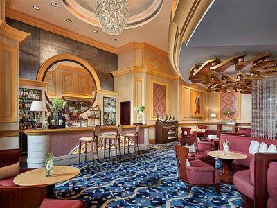 Rendez Vous Lobby Bar