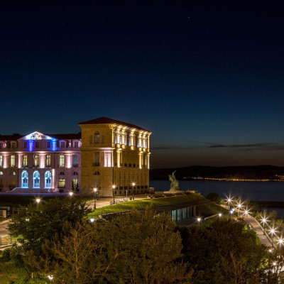 Sofitel Marseille Vieux Port image