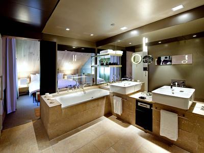 Opera Suite