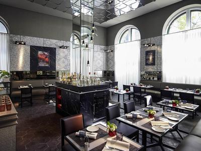 Delice La Brasserie