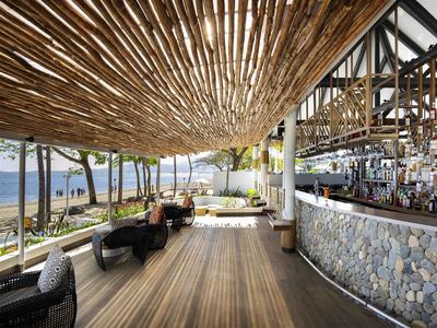 Bar Lounge