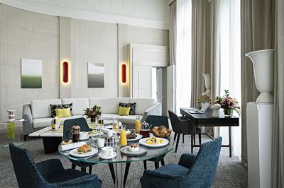 2-Bedroom Opera Suite
