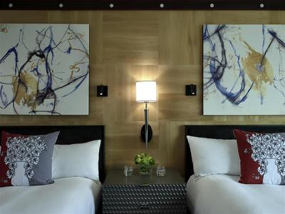 Guest room