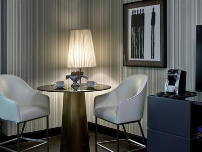 Guest room