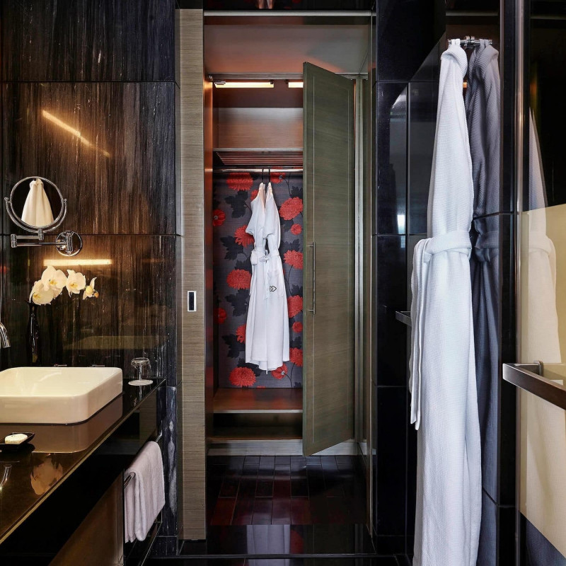 Sofitel Saigon Plaza image