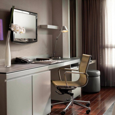 Sofitel Saigon Plaza image