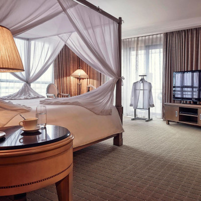 Sofitel Saigon Plaza image