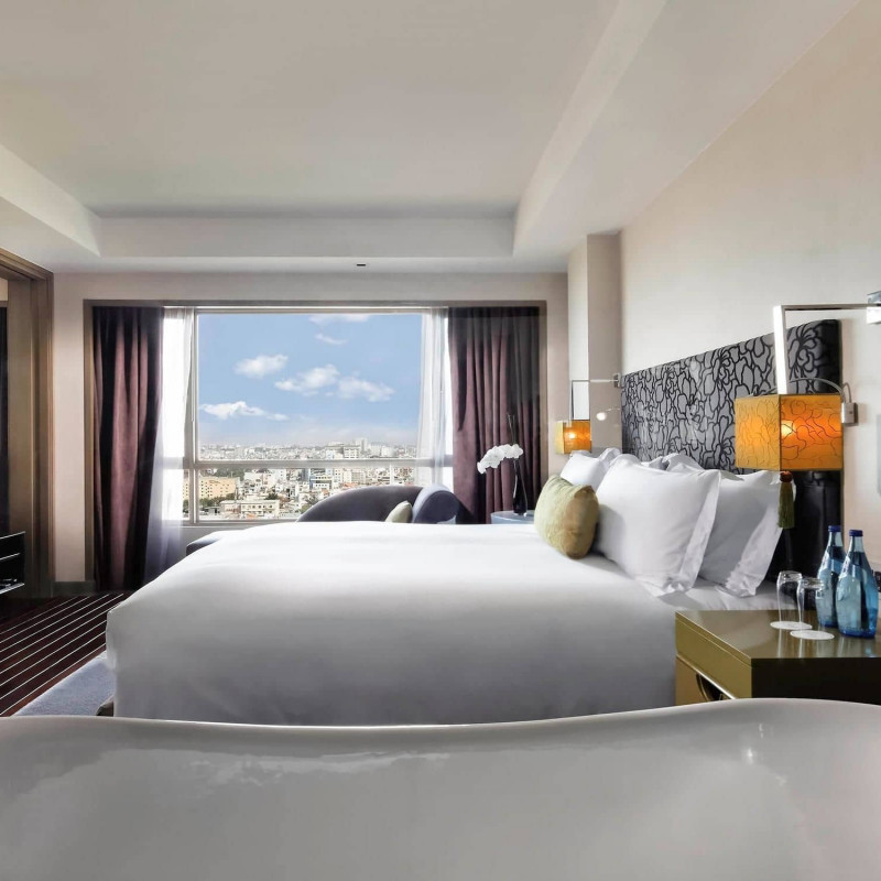 Sofitel Saigon Plaza image