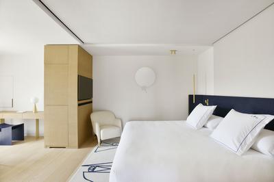 Courtyard Junior Suite