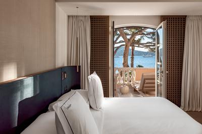 2 Bedroom Sea Suite