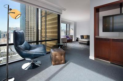 Wow Vice Presidential Suite, 1 King, City View, Corner Room, High Floor