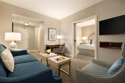 Executive Suite Parlor
