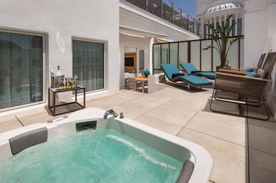Beyond ME+ with Terrace and Jacuzzi
