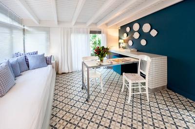 Cabana Suite