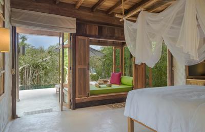 Beachfront Pool Villa