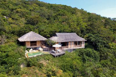 Hilltop Pool Villa