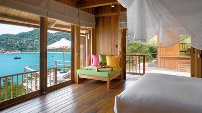 Hilltop Pool Villa