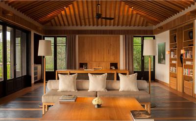 Four-Bedroom Residence / Five-Bedroom Bay Residence