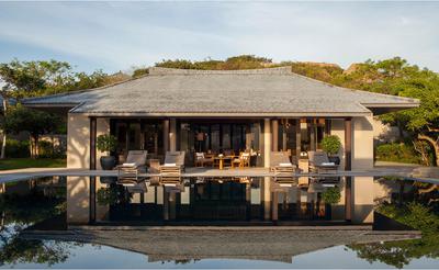 Three-Bedroom Residence / Five-Bedroom Bay Residence