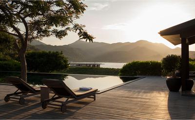 Five-Bedroom Bay Residence