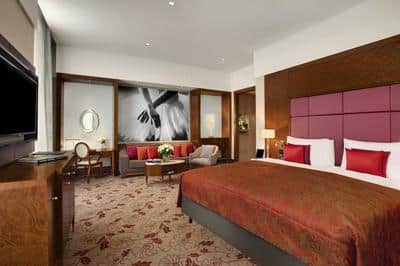 Grand Deluxe Room