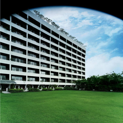 Vivanta By Taj M G Road image