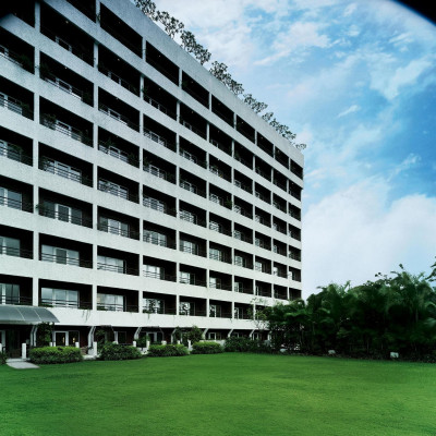 Vivanta By Taj M G Road image