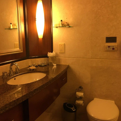 Vivanta By Taj M G Road image