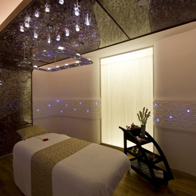 Vivanta By Taj M G Road image