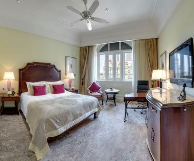 Luxury Grande Room City View
