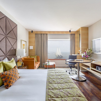 Taj Lands End image
