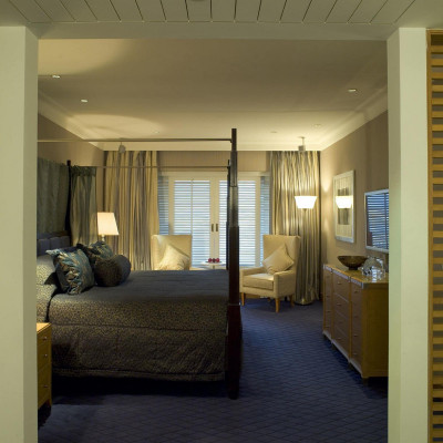 Taj Lands End image