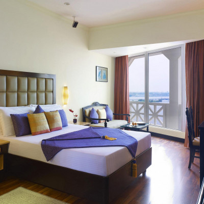 The Gateway Hotel Marine Drive image