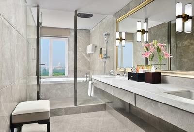 Taj Club Suite