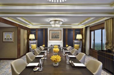 Grand Presidential Suite