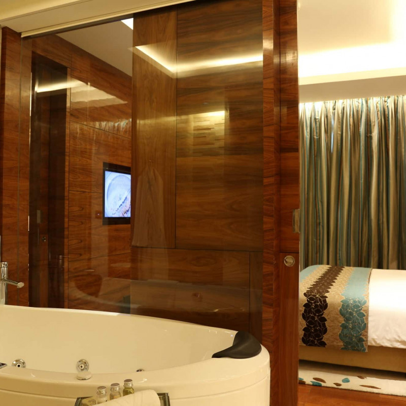 Vivanta By Taj Gurgaon image