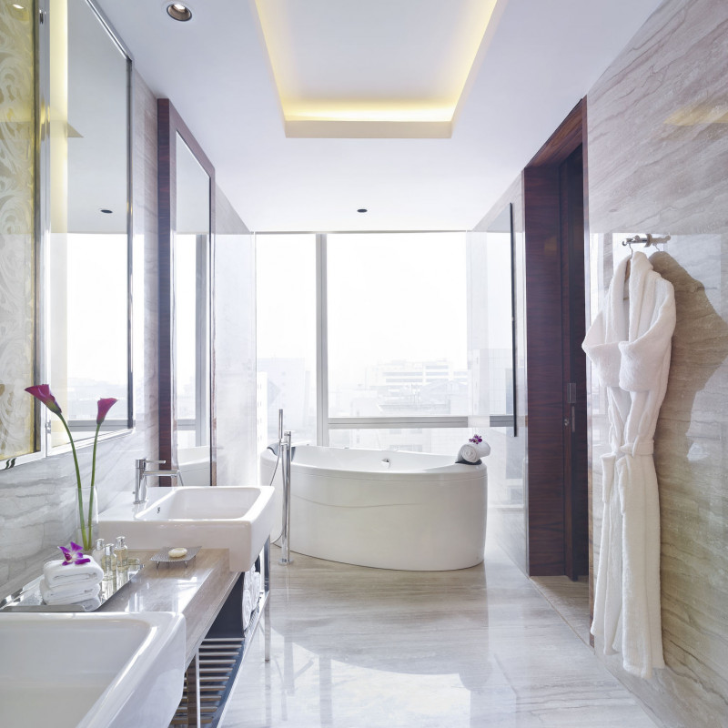 Vivanta By Taj Gurgaon image