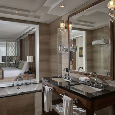 Luxury Junior Suite City View