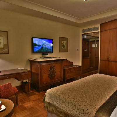Taj Krishna image