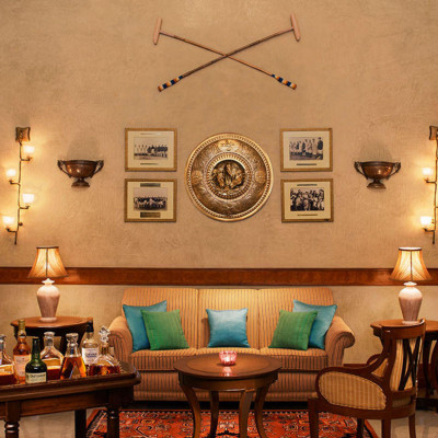 Polo Bar