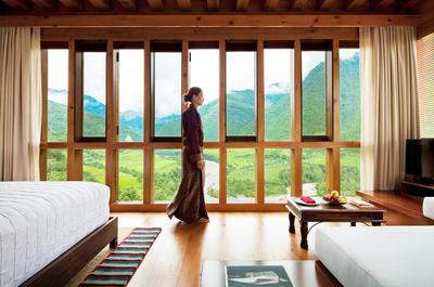 Valley View Room