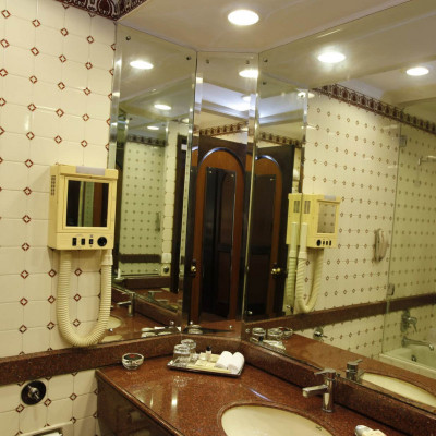 Vivanta By Taj Gomti Nagar image