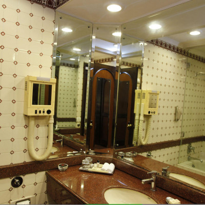 Vivanta By Taj Gomti Nagar image